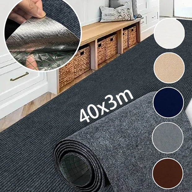 Roll of gray carpet with dimensions 40x3m, shown indoors with a bench and baskets.