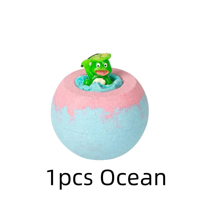 Bath bomb with a frog figure on top, labeled '1pcs Ocean' on a white background